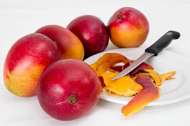 Τροπικά φρούτα μάνγκο