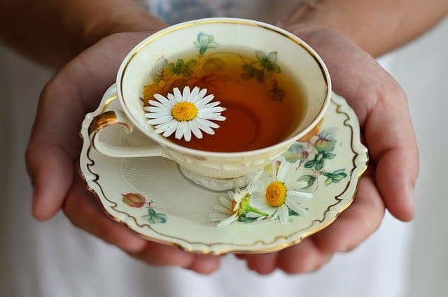τσάι από βότανα βοηθά στην απώλεια βάρους)