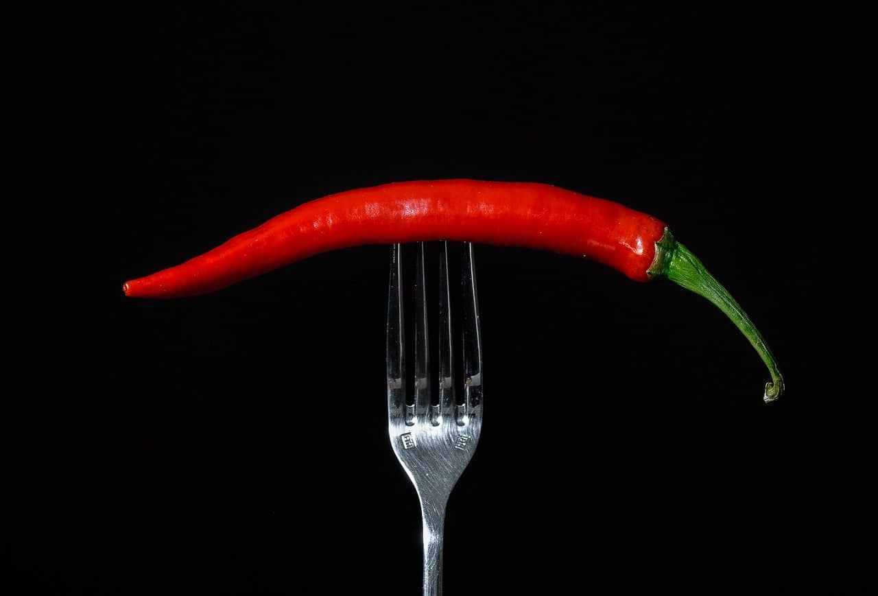 Καυτερές πιπεριές chili - Οφέλη και μειονεκτήματα
